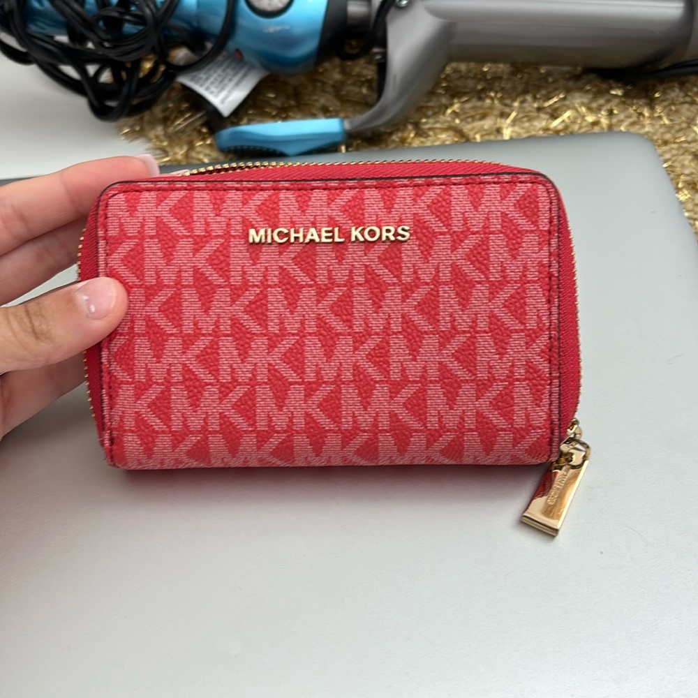 michael kors pink wallet